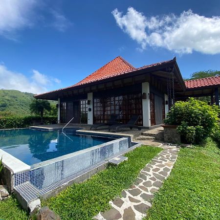 Tropical Balinese Villa Atenas Escobal Luaran gambar