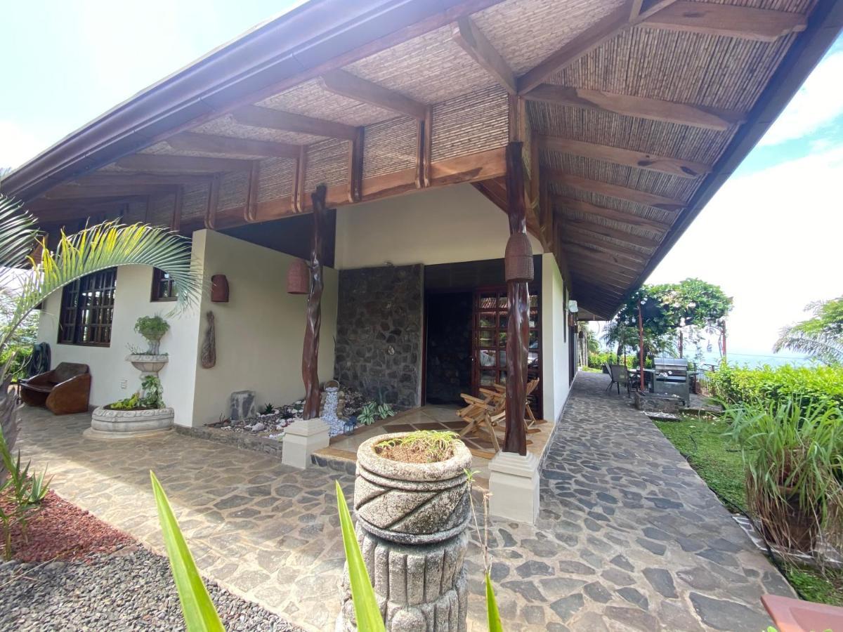 Tropical Balinese Villa Atenas Escobal Luaran gambar